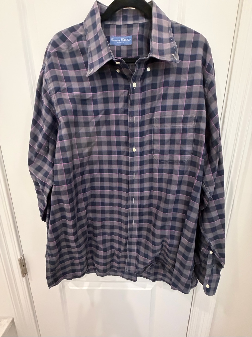 Executive Collection by Tom James Navy Purple Plaid LongSleeve ButtonDown Shirt